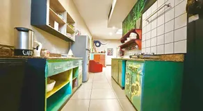 Stray Cat Hostel - Image 5