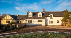 Beautiful Cottage in Durham with Pool Table - Image 4