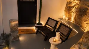 VR Chora Apartments - Image 5