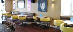 Legends Hotel - Image 2