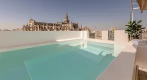 ISG Apartments Cathedral Sunrise Private Pool - Image 5