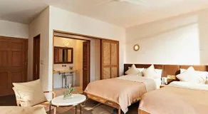 Weekend House - Image 2