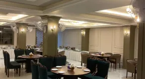 The Khyber Hotel - Image 4