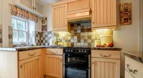 Peak Cottage - Image 5