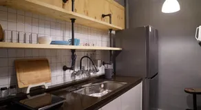 Apollo Guesthouse - Image 2