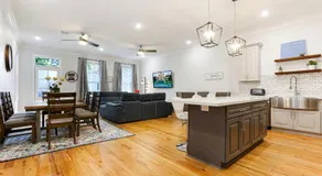 Stunning Modern and Fully-Upgraded 5 BR w Pool - Image 4
