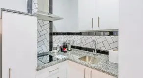 Apartamento de Luxo Los Patios de Córdoba - Image 5