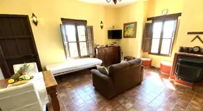 Authentic house, within the castle walls of holiday park Finca el Moralejo - Image 2