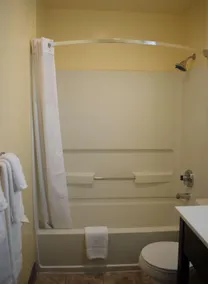 SureStay by Best Western Portland City Center - Image 5