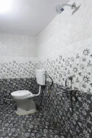 SPOT ON 47851 Hotel Mangalam - Image 4