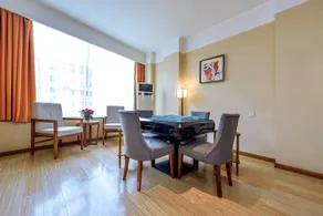 Golden Swan Hotel (Yangjiaping Zoo MixC Branch) - Image 5