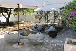 Albatross Guesthouse - Image 2