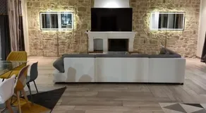 La Villa Jacuzzi et Cinéma "LES 300" à 15 min de Paris JO 2024 et du Stade de France TARIFS PRIVILEGES SEMAINE OU MOIS DISPONIBLE - Image 4