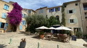 Parenthèse au bord de l’étang - Image 3