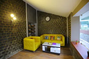 snow drop villa - Image 2