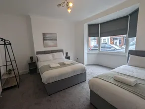 West Park 2 Bed Apartments - Image 2