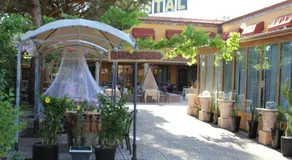 Isis de Cuenca Alojamiento Superior especial para Moteros con Piscina - Image 3
