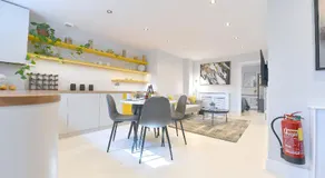 Waterloo Hub Residences - Image 3