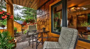A Suite Retreat - Beyond Bed & Breakfast - Image 5