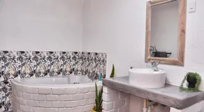 Knowhere Selfcatering Unit 2 - Image 2