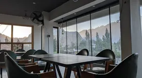 PYRAMID LODGE - Image 4