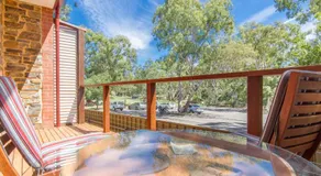 Birdwood Motel - Image 3