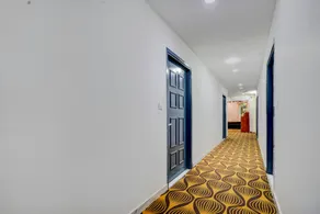 Hotel O Ritz Rivera East Azad Nagar Metro Station - Image 5