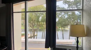 Tarpon Inn - Image 5