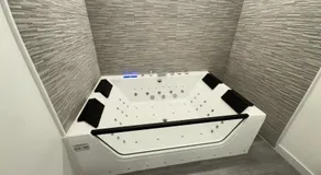 JACUZZI ROOMS PUENTE De VALLECAS - Image 3