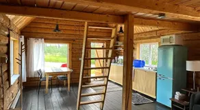 Dry Log Cabin with Mountain Views - Image 2