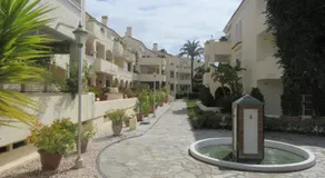 Apartment in El Paraiso - near Puerto Banus - Image 2