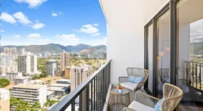 25th Floor Ocean View, Steps to Waikiki Beach, Free Parking - Image 2