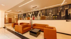 THE CONTINENTAL INN & SUITES - Image 4