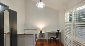 Comfortable Queen Room in Baulkham Hills - BH2 - Image 5