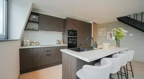 Superbe appartement 2 chambres en centre-ville - Image 3