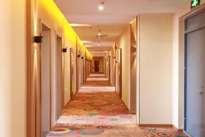 Qingge Business Hotel - Image 3