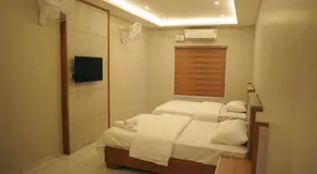Neom Inn - Image 5