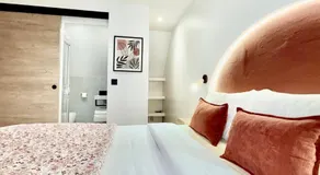 Superbe appartement avec jardin et parking privé - Image 2