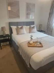 Stylish 3 bed close to Nissan - Image 2
