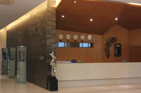 Century City Badminton Club Hotel - Image 4