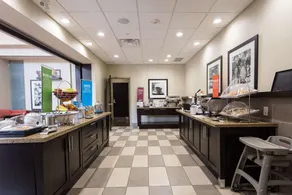 HAMPTON INN ELLIOT LAKE - Image 2