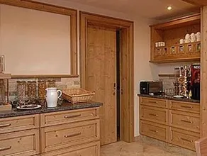 Jungmann Apartments - Image 3