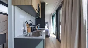 Ferienwohnung mit Pool, Terrasse und Garten | Strandblick | Perfekt für die Arbeit von Zuhause - Image 3