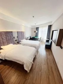 Superior Hotel (Fuzhou Red Star Macalline, Nanchang University) - Image 3