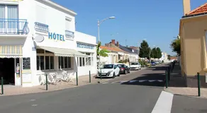 Hotel le Bon Soleil - Image 2