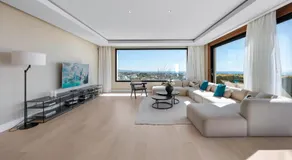 VACATION MARBELLA I Villa Paraiso The View, 6 BDR, Modern Villa, Infinity Heated Pool, Gated Community, Cinema Room, Sea View, Golf Courses - Image 2