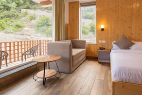 Hotel Patalsu - Image 2