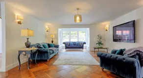 Mayrose House - 6BR 4BATH Luxe Spacious Retreat - Image 2