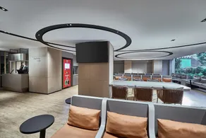 Hotel Singapore on Kitchener - Image 5