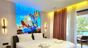 Marinus Hotel - Image 2